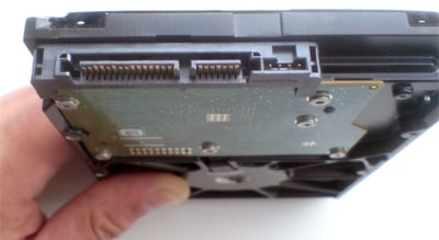 SATA connectors for hard disk Разъёмы под SATA у жёсткого диска