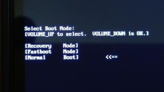Select the mode "Normal Boot" Выбираем режим "Normal Boot"