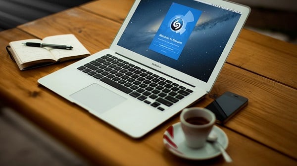We start Shazam on the PC Запускаем Шазам на ПК